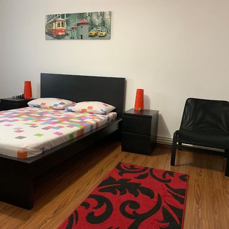 Center Apartment Galaţi エクステリア 写真