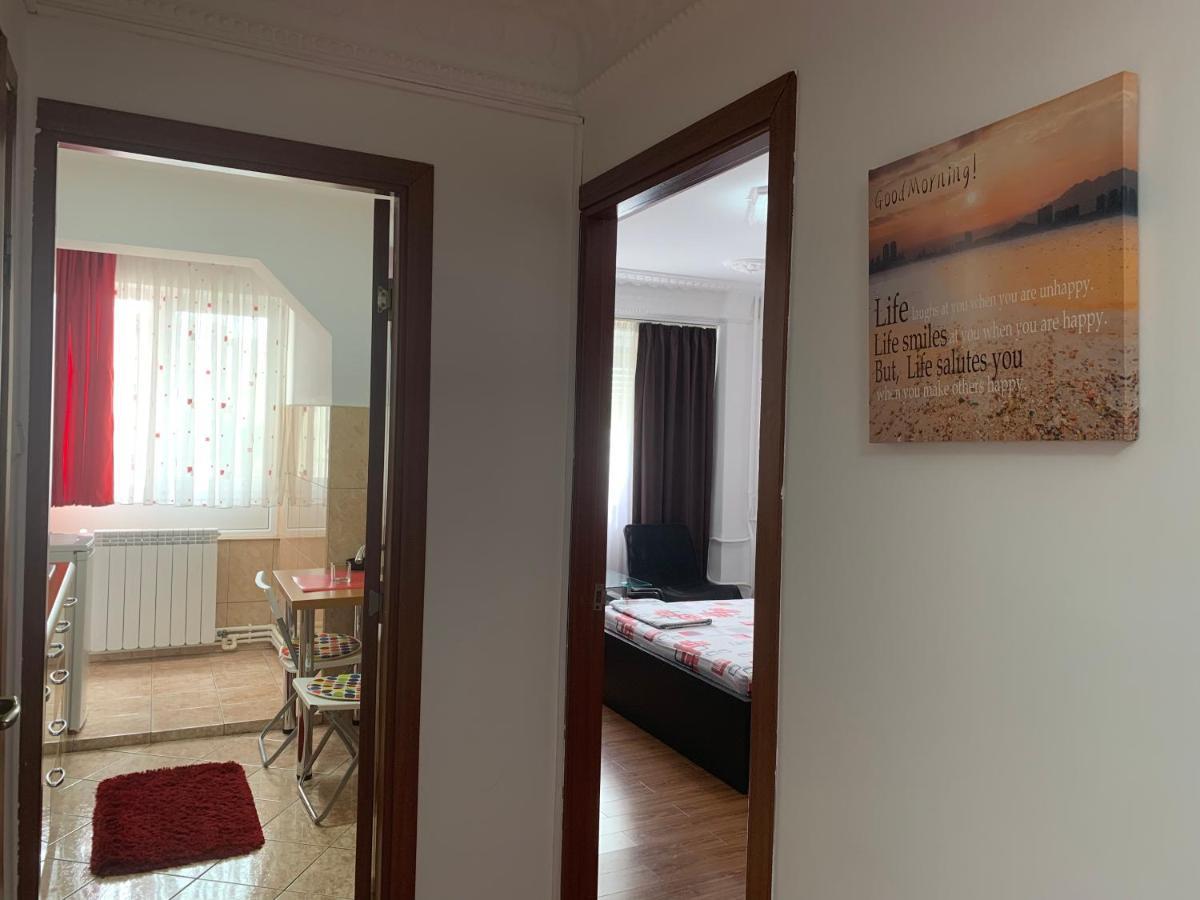 Center Apartment Galaţi エクステリア 写真