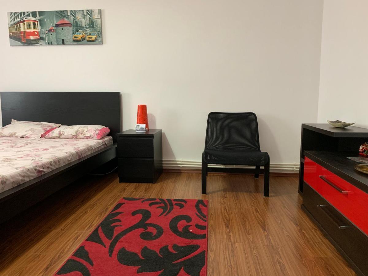Center Apartment Galaţi エクステリア 写真
