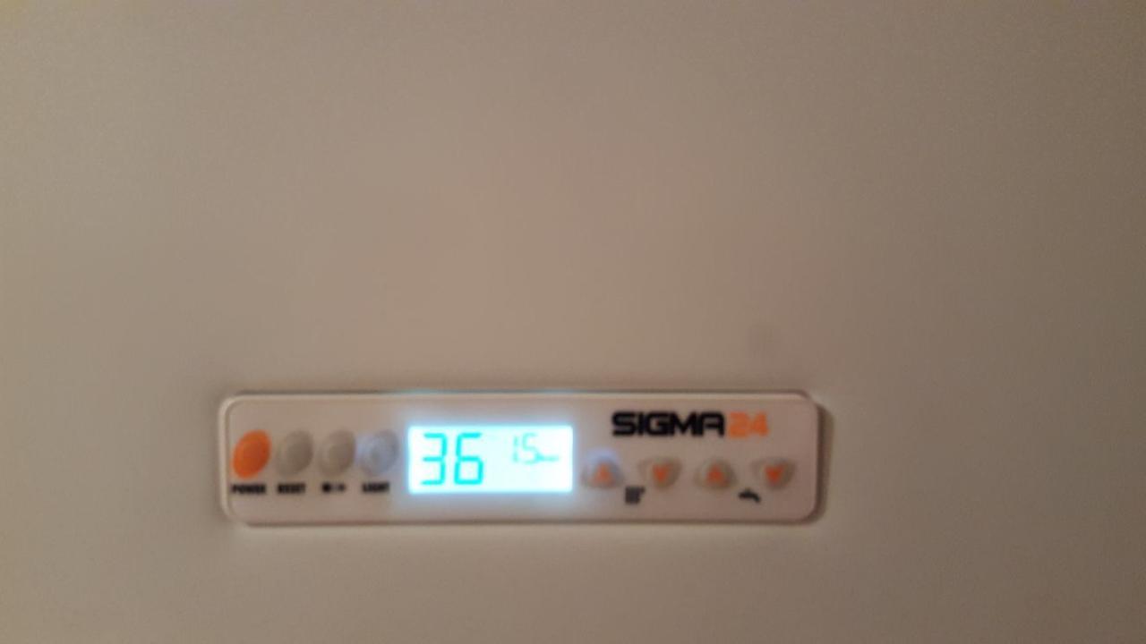 Center Apartment Galaţi エクステリア 写真
