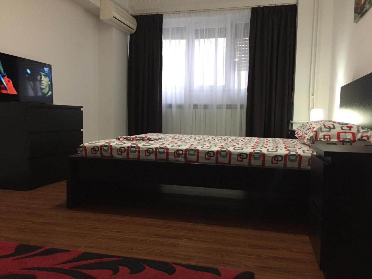 Center Apartment Galaţi エクステリア 写真