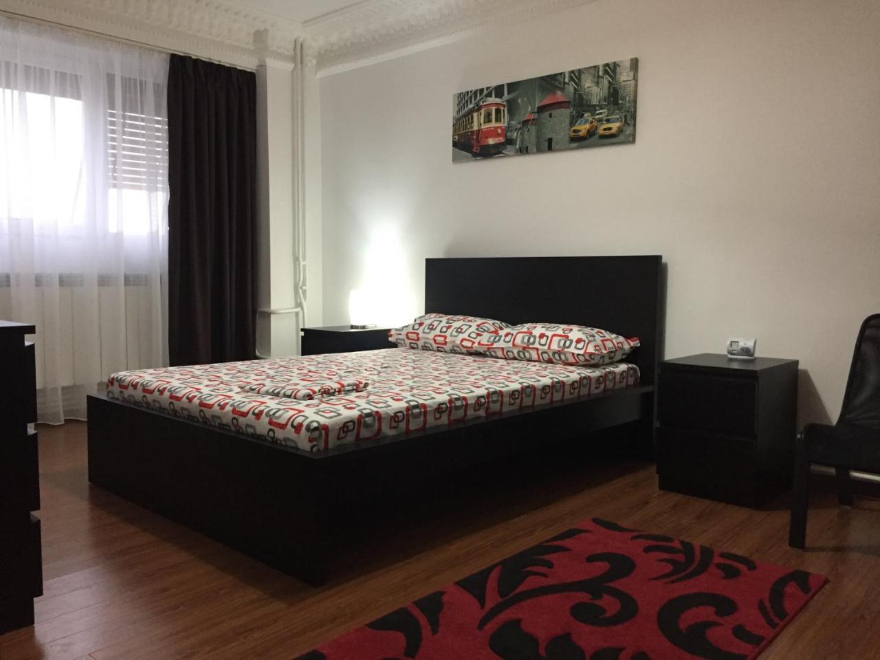 Center Apartment Galaţi エクステリア 写真