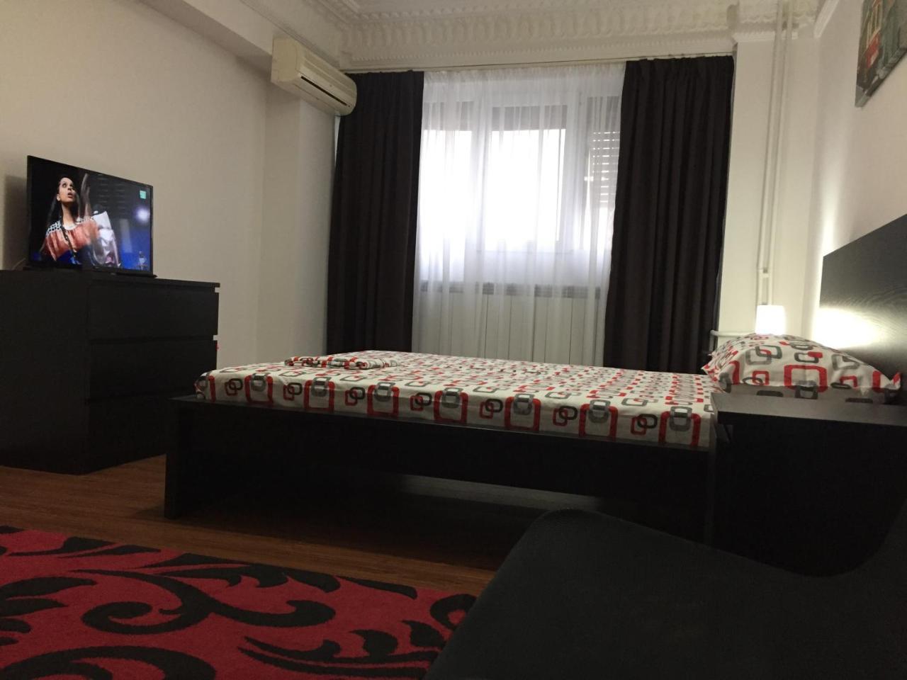 Center Apartment Galaţi エクステリア 写真